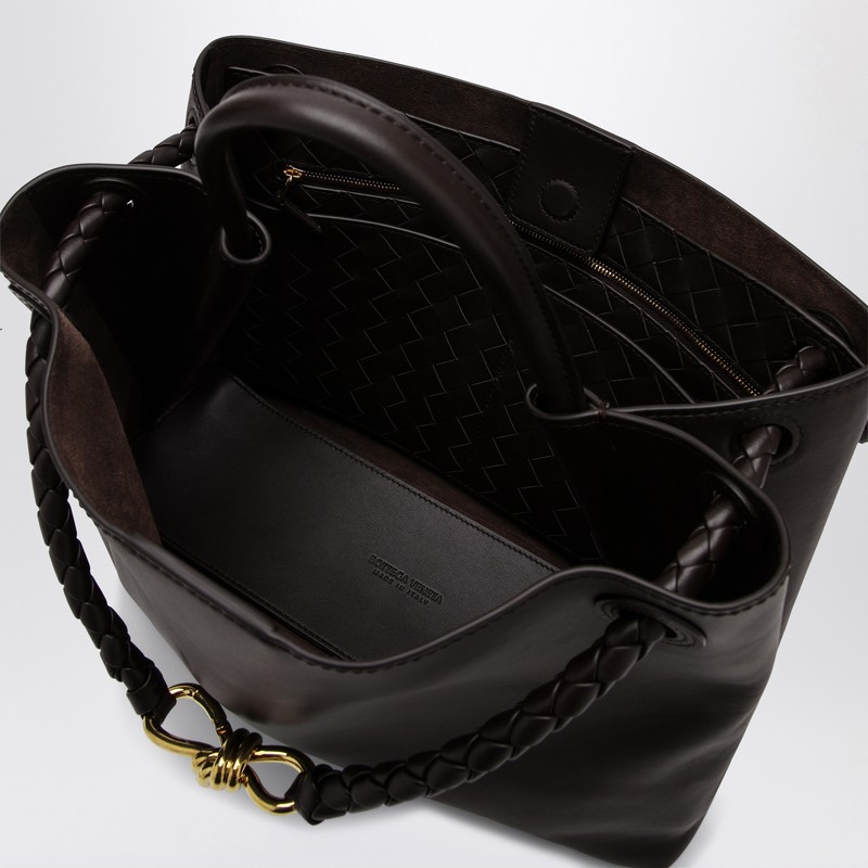 Bottega Veneta Andiamo Medium Bag In Fondant Smooth Leather In Brown