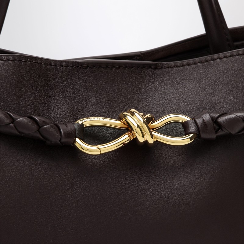 Bottega Veneta Andiamo Medium Bag In Fondant Smooth Leather In Brown