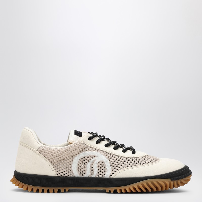 Stella mccartney flacher weißer sneaker mit s-wave-mesh-einsätzen