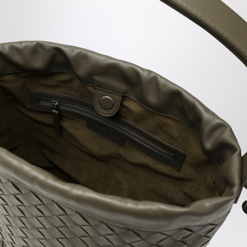 Bottega Veneta Men Cypress Coloured Bucket Bag In Intrecciato In Blue