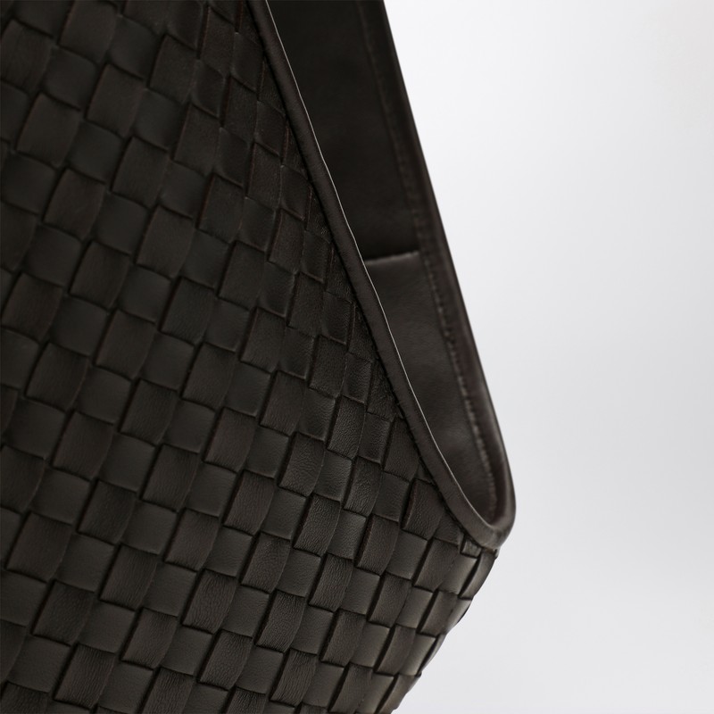 Bottega Veneta Men Sling Veneto Bag Fondant In Black