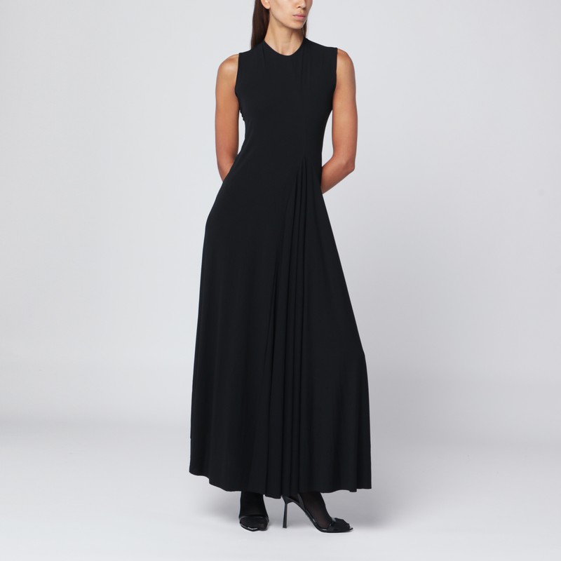 Black sleeveless long dress