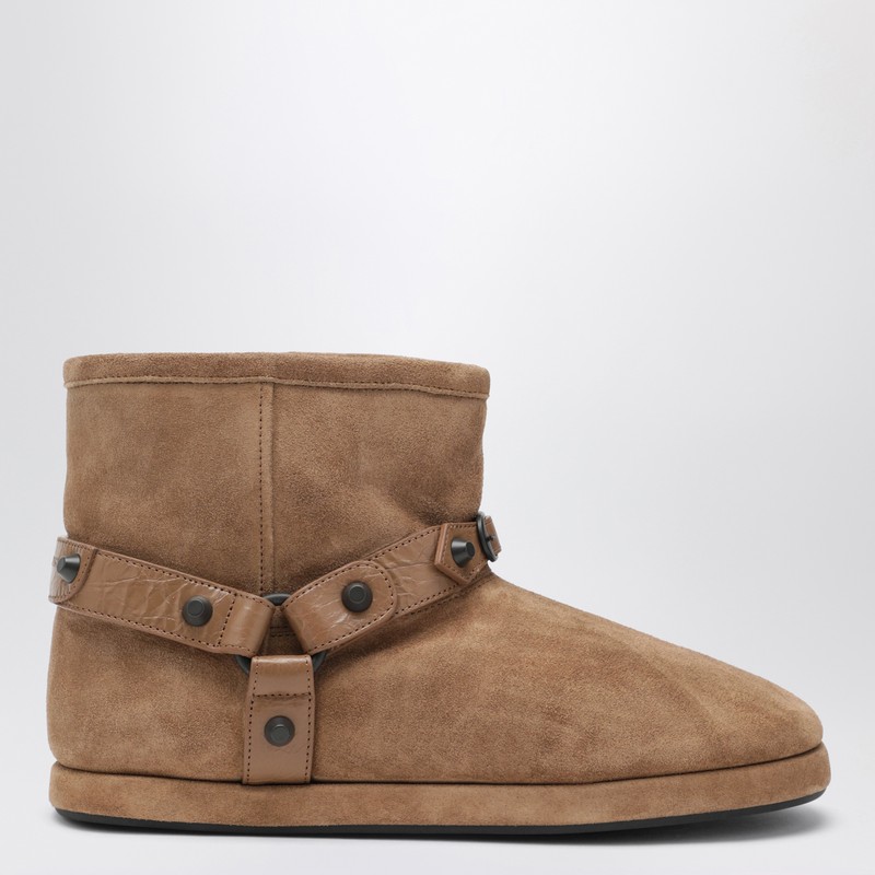 Alaska Soft camel ankle boots