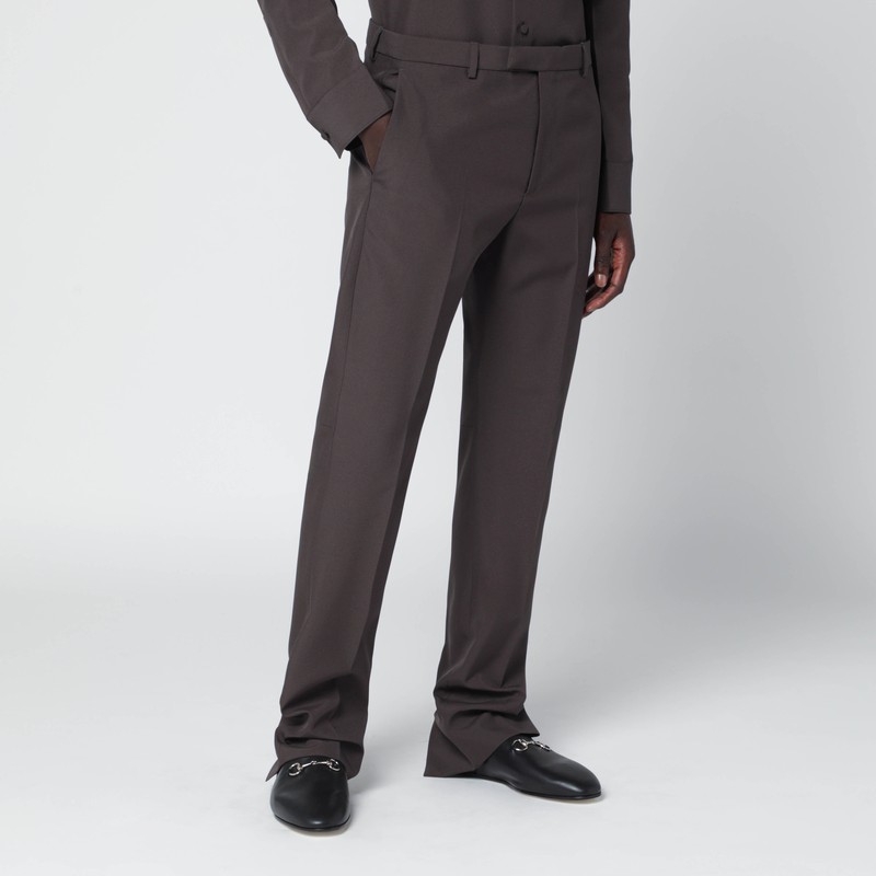 Brown trousers in technical panama