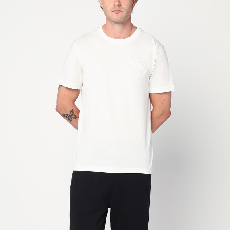 White cotton T-shirt with three-dimensional logo