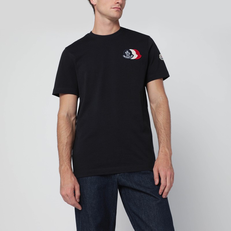 Blue T-shirt with embroidered tricolor logo
