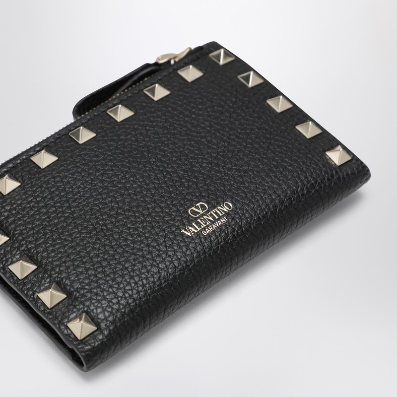Valentino Rockstud Leather Zip Around Card Holder In Black