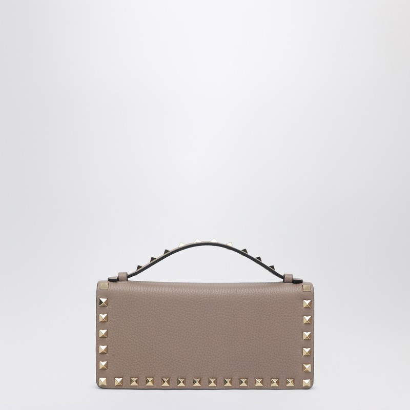 Valentino Rockstud Pink Powder Chain Wallet In Pink