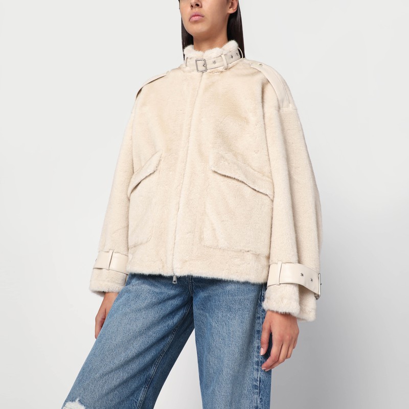 Bomber in ivory eco fur