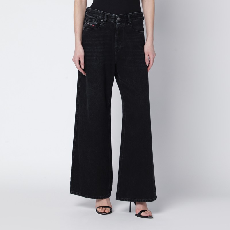 Flare 1978 D-Akemi jeans in dark washed blue