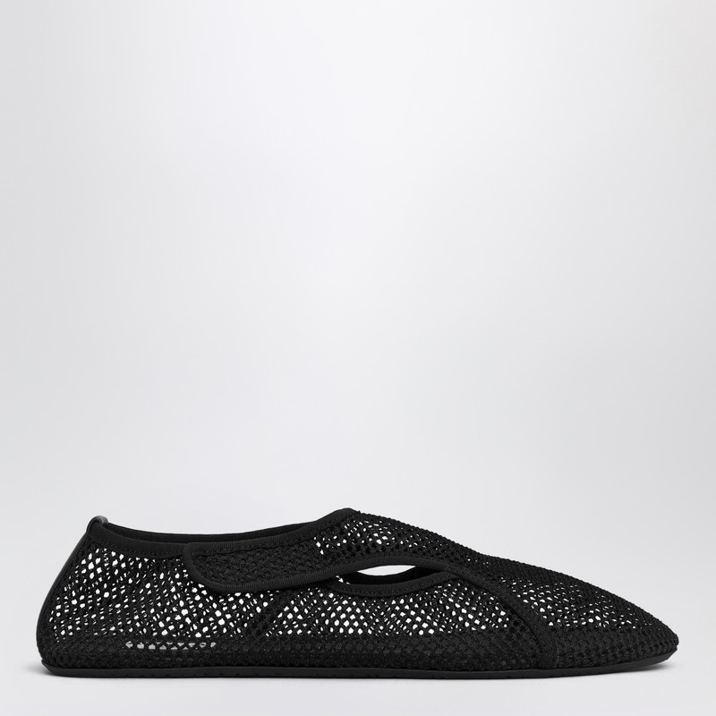 Slipper in black mesh