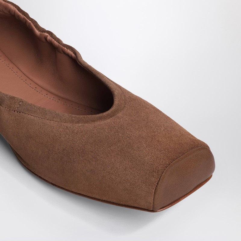 Alaïa Two-tone Ballerina With Square Toe In Brown In Brown