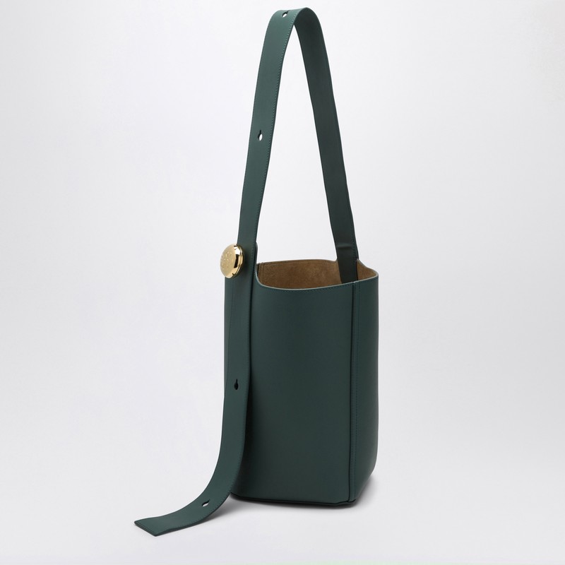 Calfskin Pebble Bucket medium bag - Loewe - Modalova