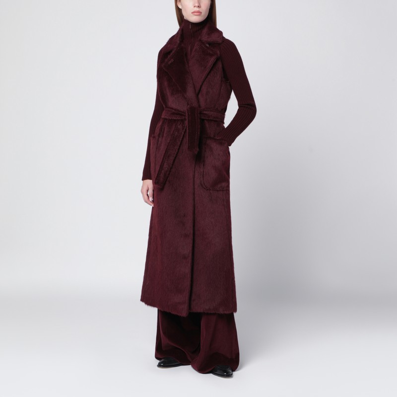 Cherry-colored sleeveless coat in alpaca and wool