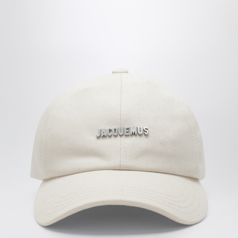 White baseball cap with logo