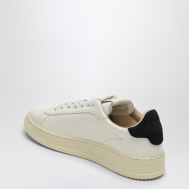 Autry Medalist White Low Top Sneakers With Contrasting Heel Tab In Leather Woman In Multi