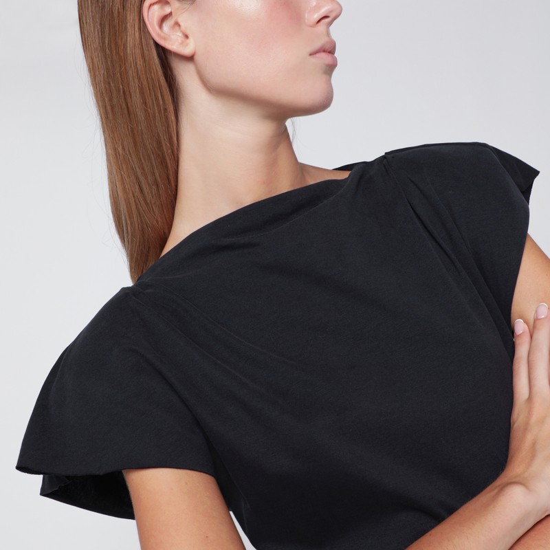 Isabel Marant Black Sebani Asymmetrical T-shirt In Black