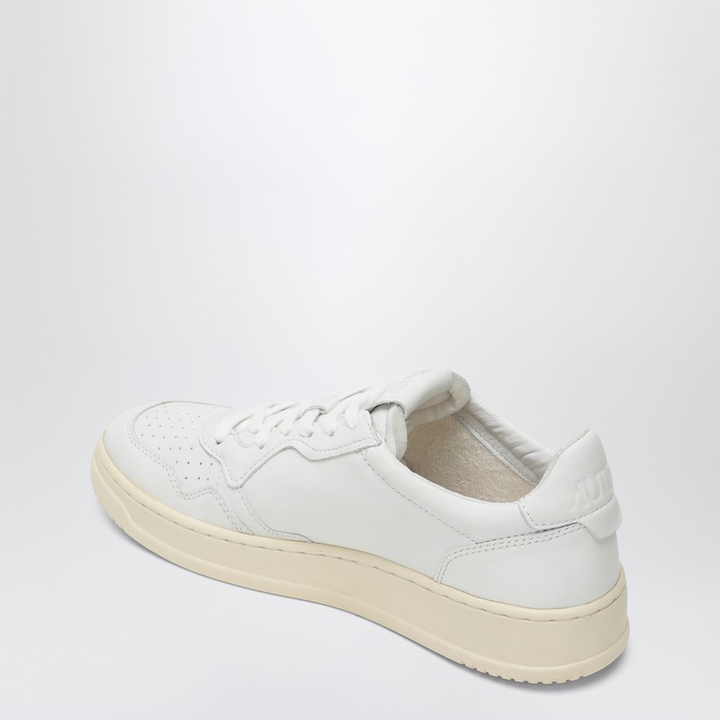 Autry White Leather Medalist Sneakers In White