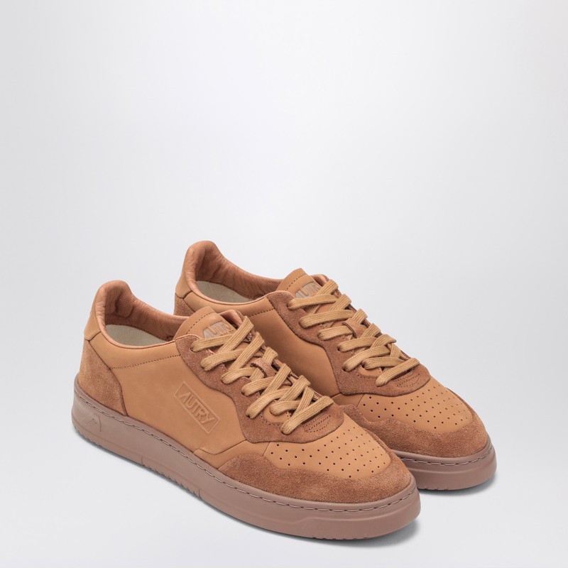 スニーカー AUTRY BROWN MEDALIST SNEAKERS IN NAPPA AND SUEDE Brown Medalist Low nubuck-trimmed brushed-suede sneakers