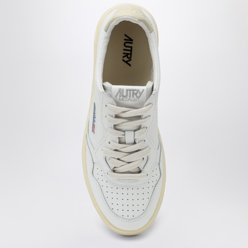Autry Sneakers Medalist Low In Pelle Bianca E Tidal Foam In White