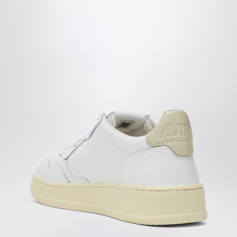 Autry Sneakers Medalist Low In Pelle Bianca E Tidal Foam In White