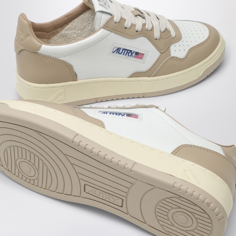 Autry 'medalist' White And Beige Low Top Sneakers With Logo Patch In White