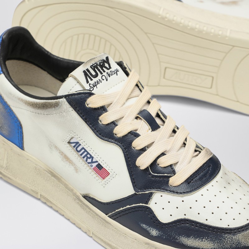 Autry White/black/blue Medalist Low Super Vintage Sneakers In Multi
