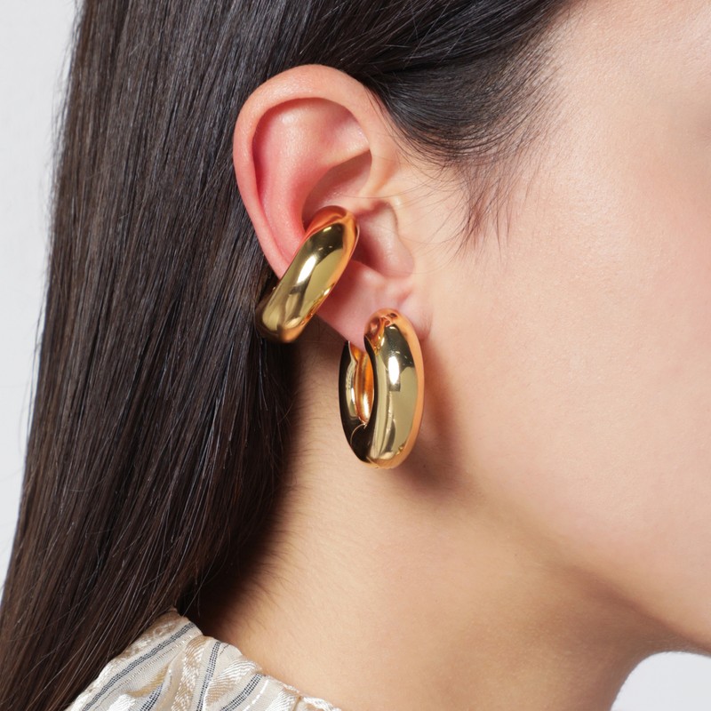 Eliou Varsity Gold Ear Cuff In Gold
