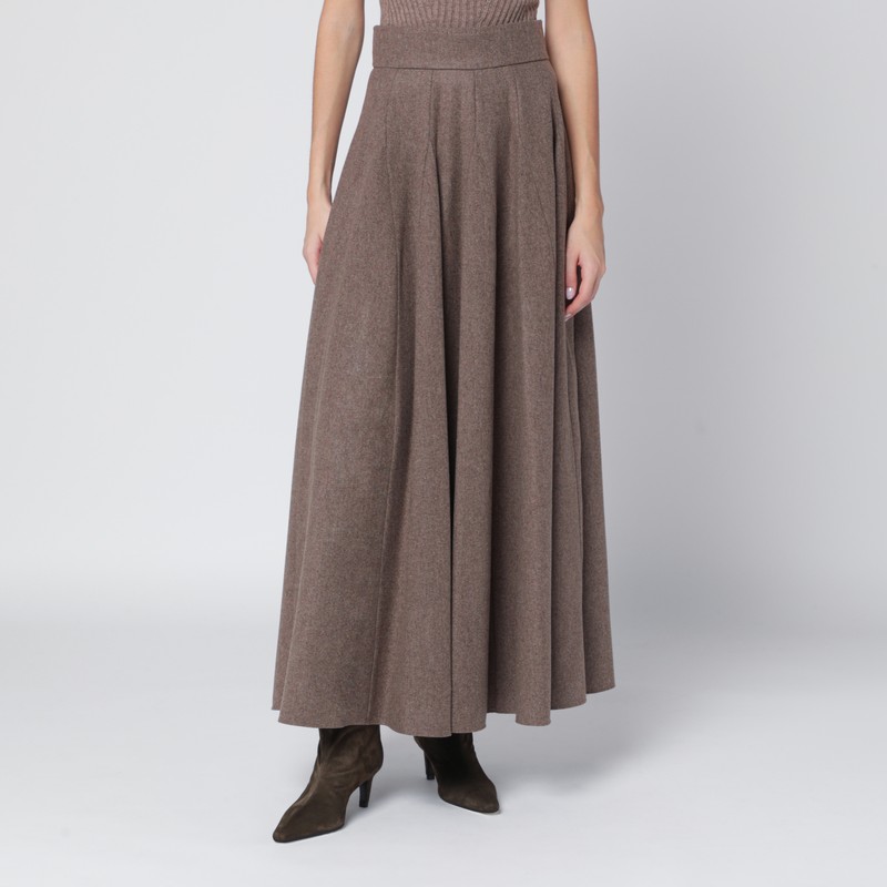 Wide hazelnut-colored skirt in wool felt