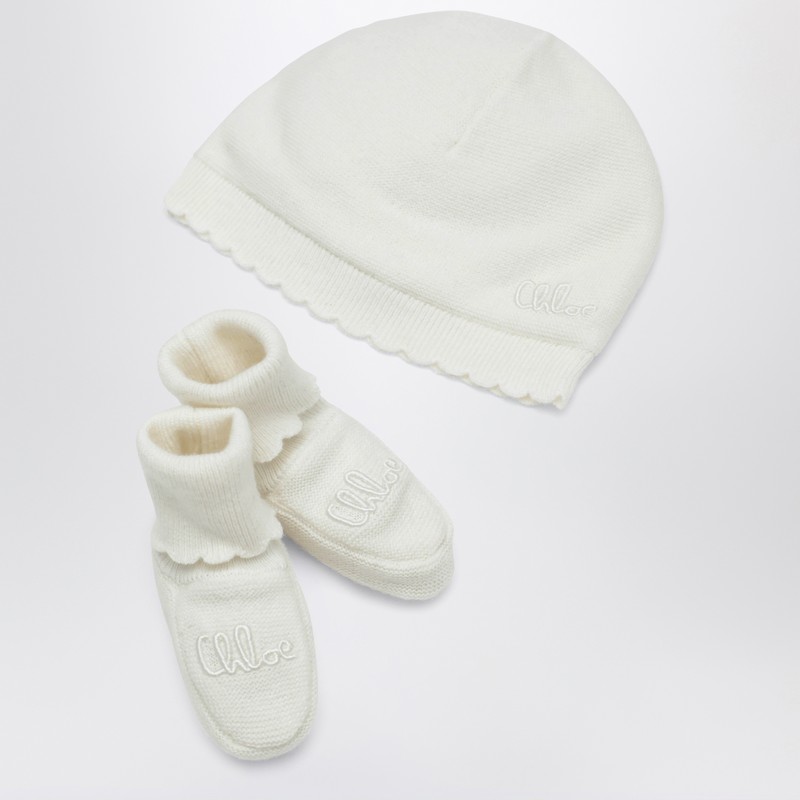 Chloé White Hat And Booties Set In White