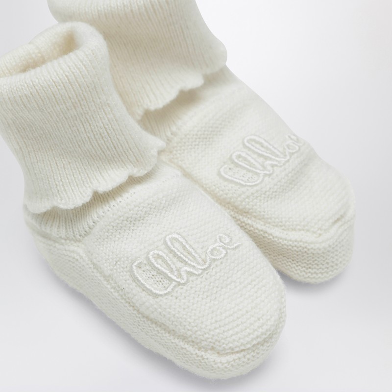 Chloé White Hat And Booties Set In White