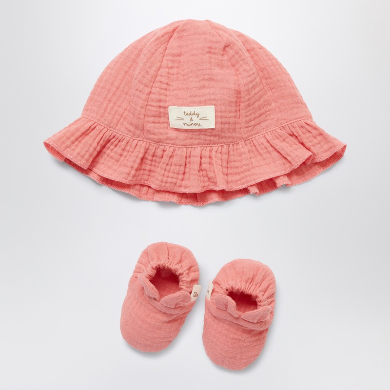 Teddy & Minou Set With Hat And Peony Pink Booties In Pink