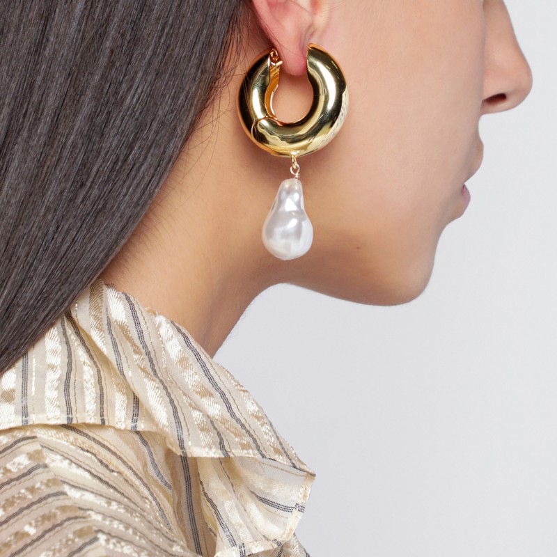 Eliou Pearl Gold Earrings In Metallic