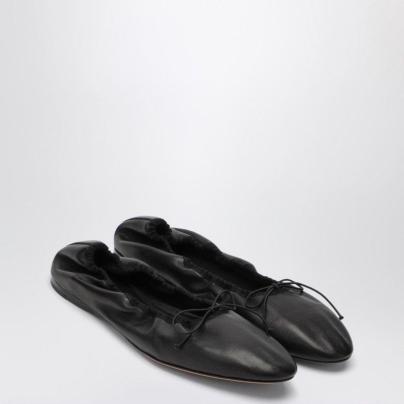 The Row Awar Leather Ballet Flats In Black