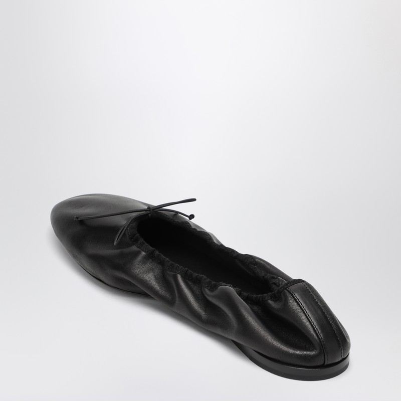 The Row Awar Leather Ballet Flats In Black