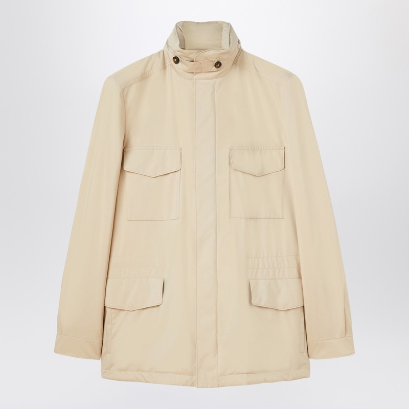Sand-colored Traveller Windmate jacket