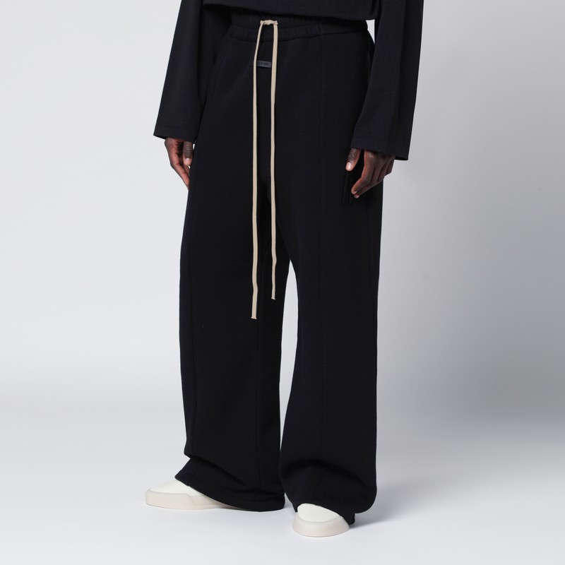 Black jogging trousers