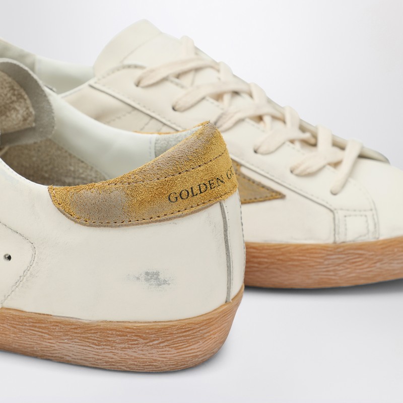 Golden Goose Super Star Leather Upper Toe And Tongue Suede Star And Heel In White