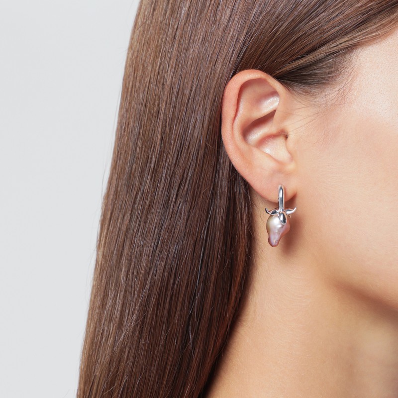 Loewe Strawberry Earrings In Sterling Silver And Pearl In Neutral