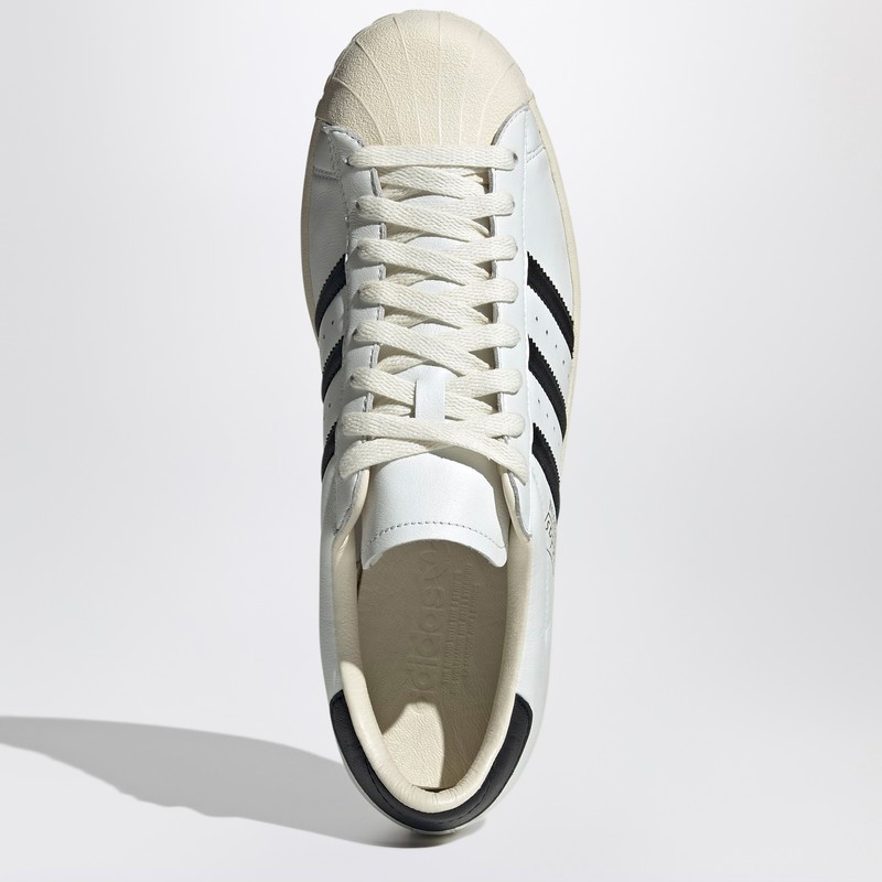 Adidas Originals Superstar Vintage Core White&black/cream White Sneakers In White
