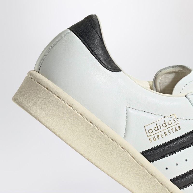 Adidas Originals Superstar Vintage Core White&black/cream White Sneakers In White