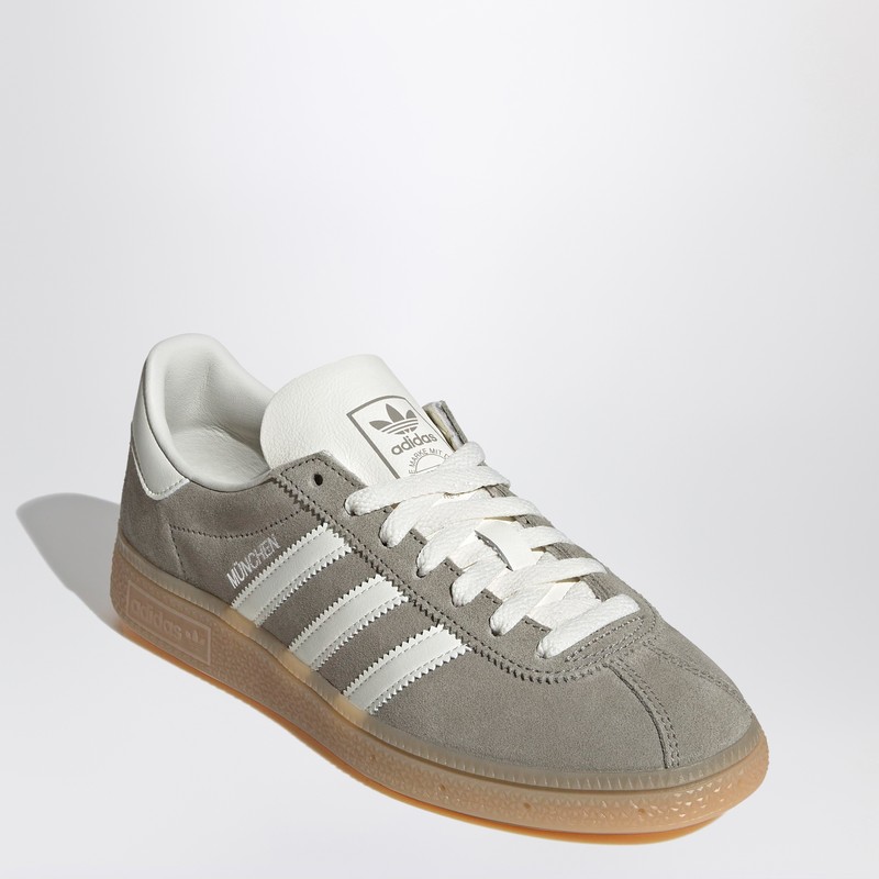 Adidas Originals Muenchen Sneakers In Grey Suede In Gray