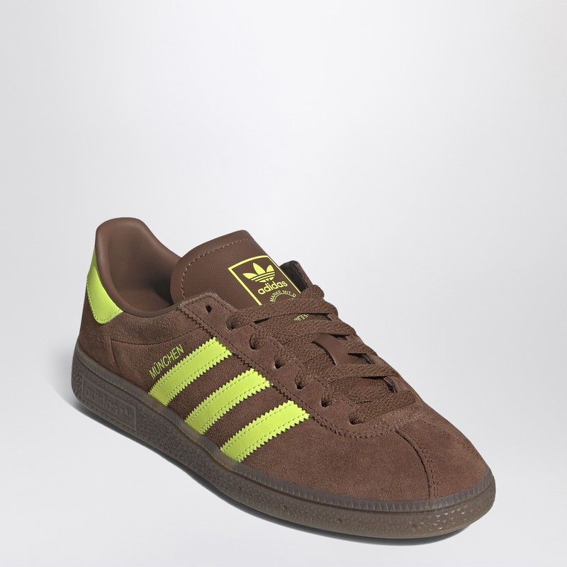 Adidas Originals Muenchen Low-top Suede Sneakers In Multi
