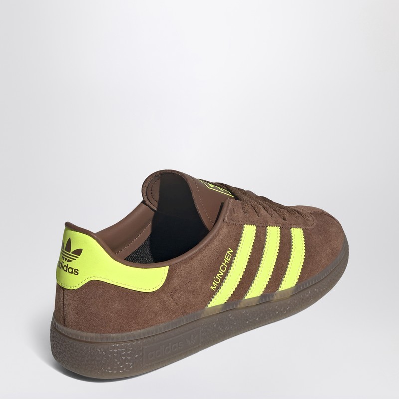 Adidas Originals Muenchen Low-top Suede Sneakers In Multi