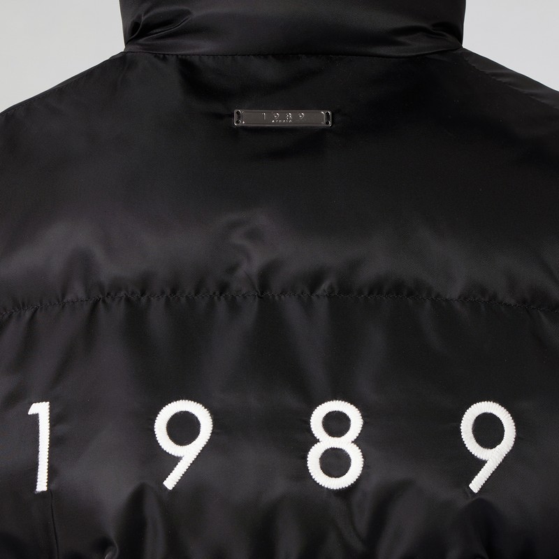1989 Studio Sleeveless Puffer Jacket In Black