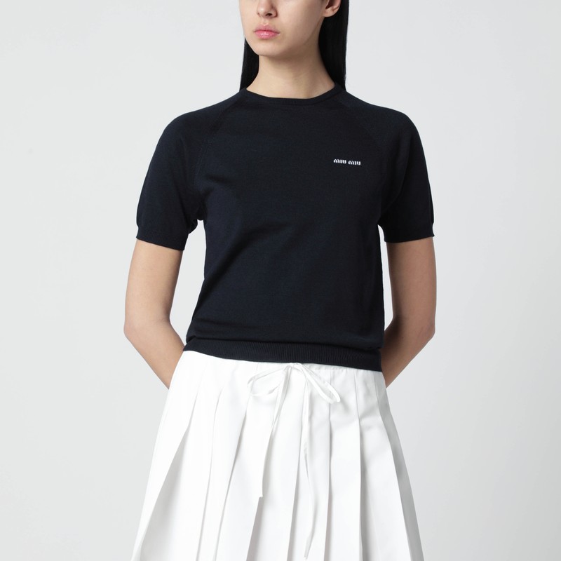 Blue sweater in wool with logo inlay