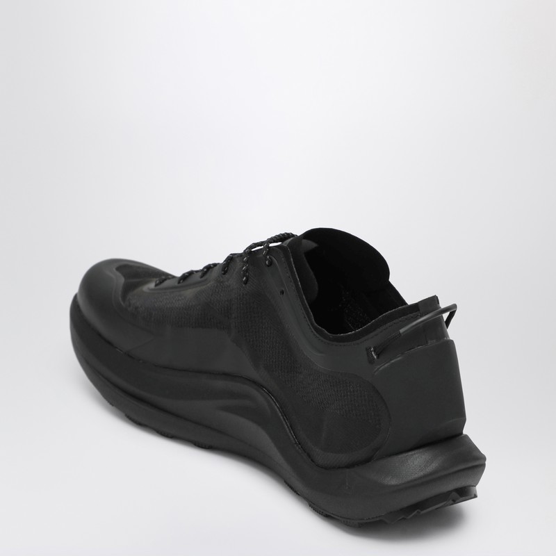Roa Black Fabric Sneaker Sella In Black