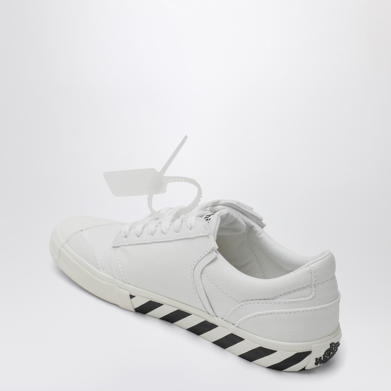 Off-white Low-top Sneakers With Graphic Arrow Detailing In White