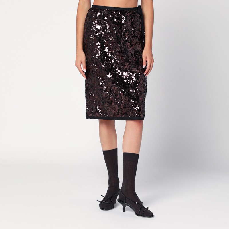 Plum-coloured sequined skirt