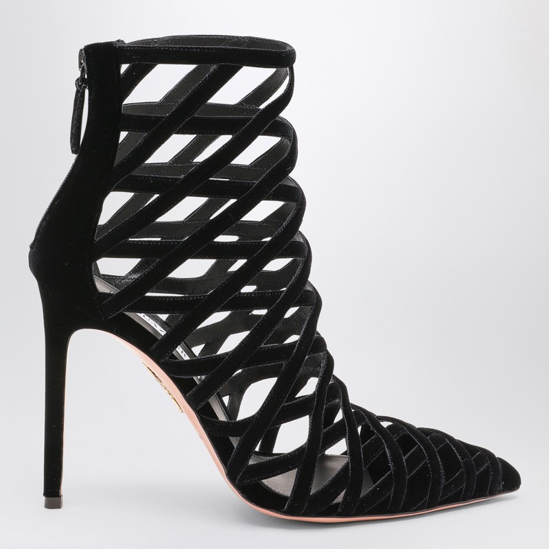 Black perforated décolleté with zip